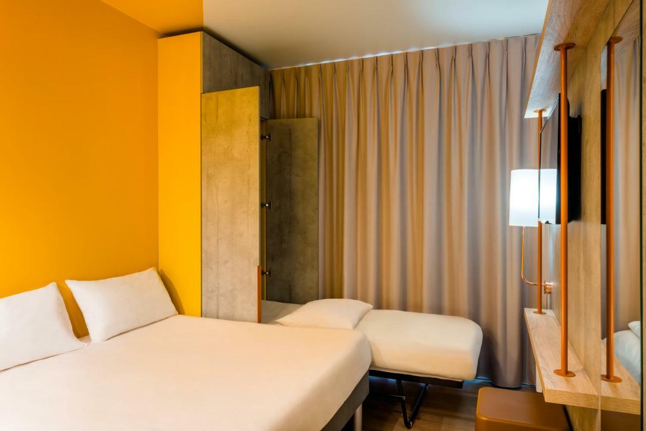 Ibis Budget Lyon Est Beynost Bagian luar foto